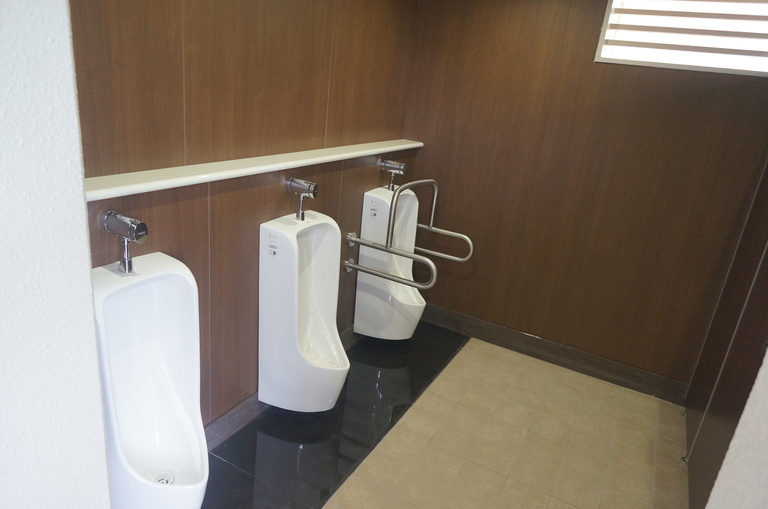 日向市　RC造災害対応型トイレ新築工事（公共建築）